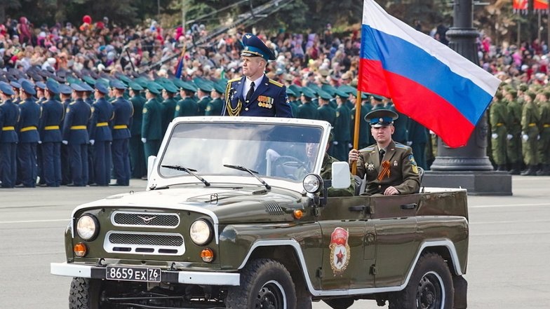 Гражданские версии военных автомобилей