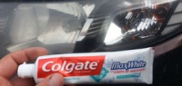 Что лучше полирует фары: зубная паста или средство из автомагазина?