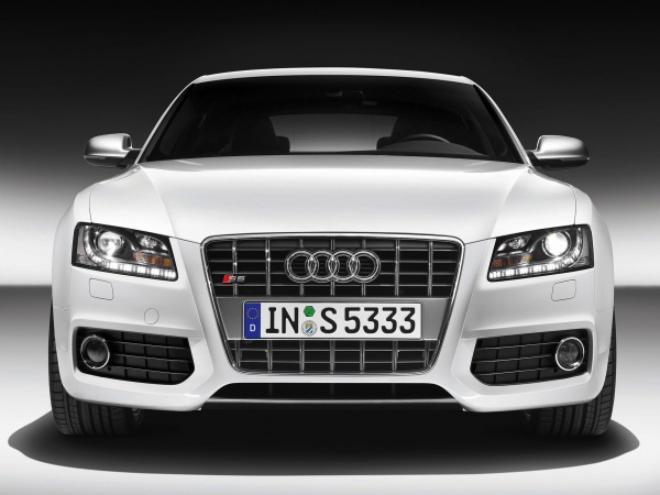 Audi S5 фото